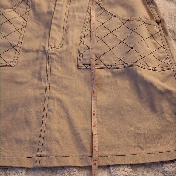 NWT Sz 12 Missguided beige denim skirt, contrast stitch - Picture 12 of 12